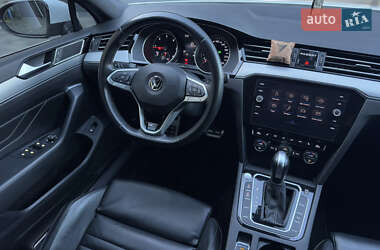 Седан Volkswagen Passat 2019 в 