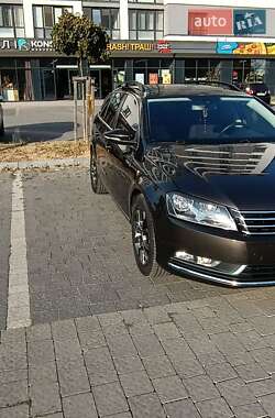 Универсал Volkswagen Passat 2014 в Ивано-Франковске