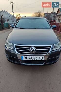 Универсал Volkswagen Passat 2009 в Червонограде