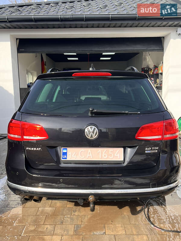 Универсал Volkswagen Passat 2011 в Самборе