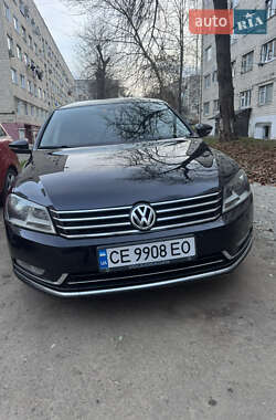 Седан Volkswagen Passat 2011 в Чернівцях