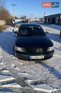 Седан Volkswagen Passat 1998 в Борисполі