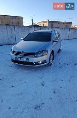 Универсал Volkswagen Passat 2013 в Житомире