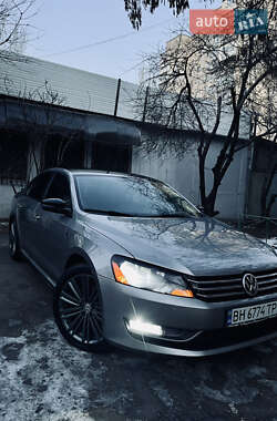 Седан Volkswagen Passat 2014 в Одессе