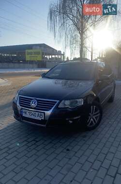 Універсал Volkswagen Passat 2007 в Березному