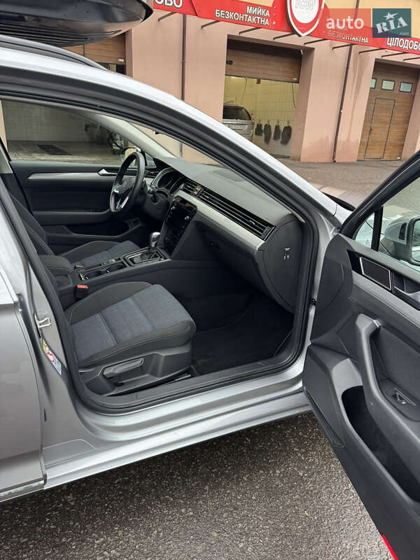 Универсал Volkswagen Passat 2022 в Киеве фото 16 Универсал Volkswagen Passat 2022 в Киеве
