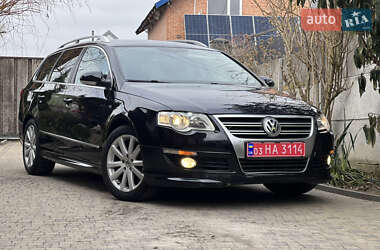 Універсал Volkswagen Passat 2010 в Львові