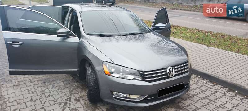 Volkswagen Passat 2012