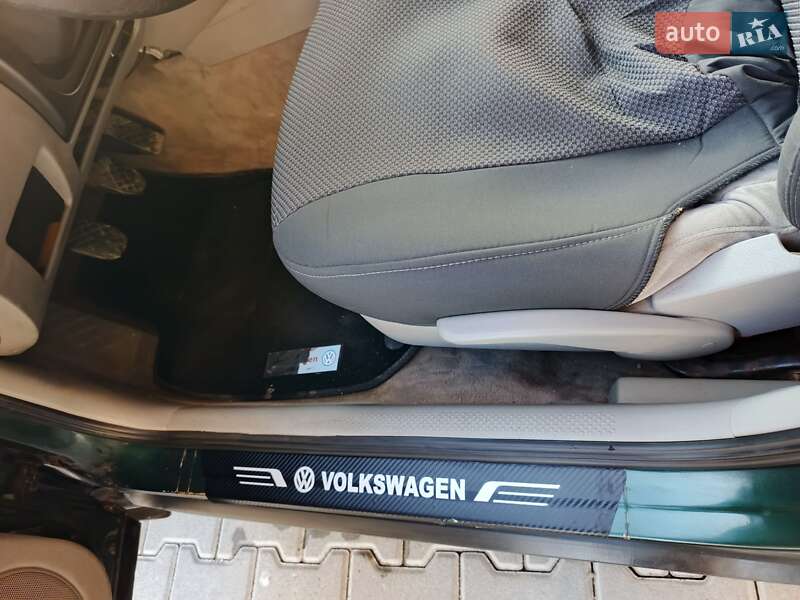 Седан Volkswagen Passat 1997 в Теребовлі