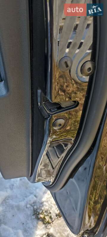 Универсал Volkswagen Passat 2011 в Коростене