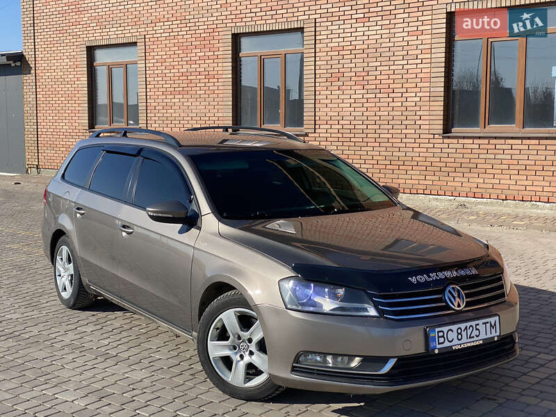 Volkswagen Passat 2011