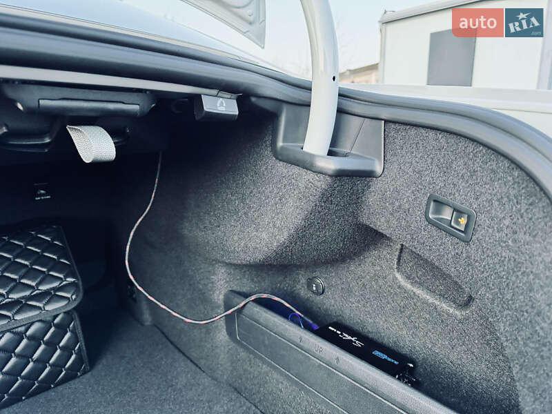 Седан Volkswagen Passat 2016 в Вінниці