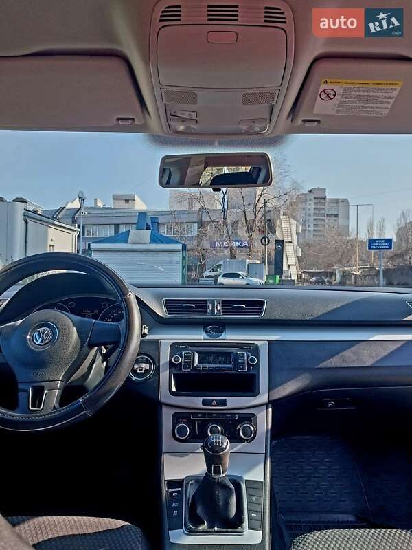 Универсал Volkswagen Passat 2014 в Николаеве