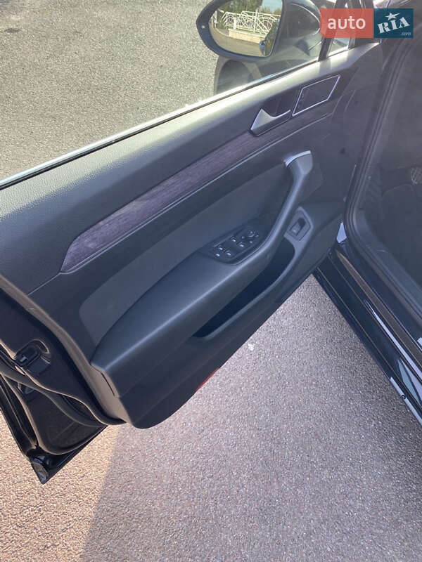 Універсал Volkswagen Passat 2021 в Коростені