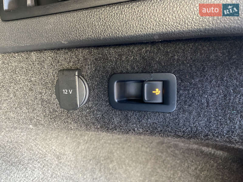 Універсал Volkswagen Passat 2021 в Коростені