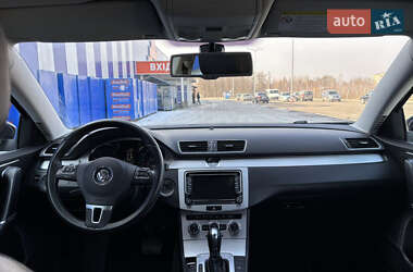 Універсал Volkswagen Passat 2013 в Дубні