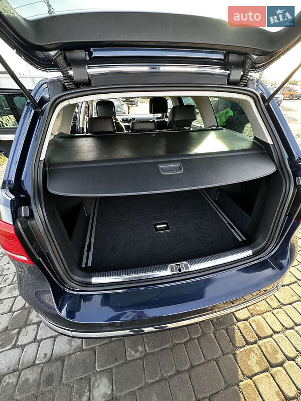 Универсал Volkswagen Passat 2011 в Львове