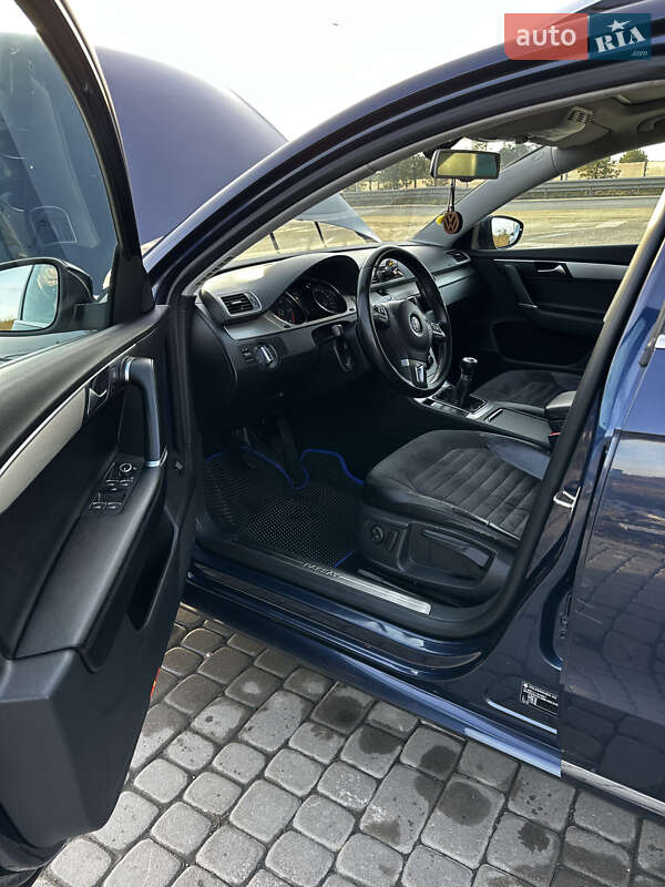 Универсал Volkswagen Passat 2011 в Львове