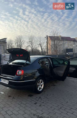 Седан Volkswagen Passat 2009 в Калуші