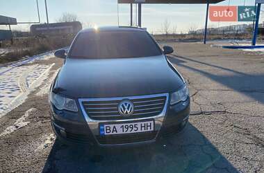 Седан Volkswagen Passat 2007 в Кропивницком