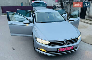 Универсал Volkswagen Passat 2017 в Тячеве