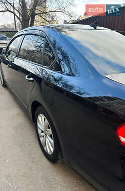 Седан Volkswagen Passat 2014 в 