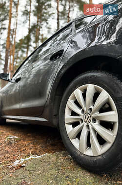 Седан Volkswagen Passat 2014 в 