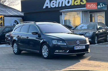 Универсал Volkswagen Passat 2010 в 