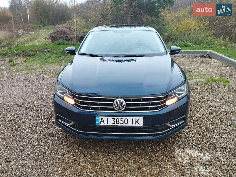 Седан Volkswagen Passat 2019 в Киеве
