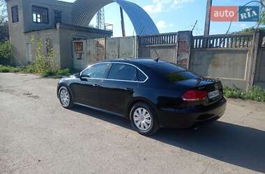 Седан Volkswagen Passat 2011 в Одессе