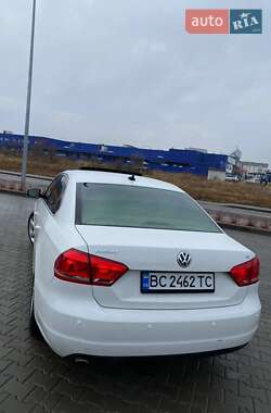 Седан Volkswagen Passat 2012 в 