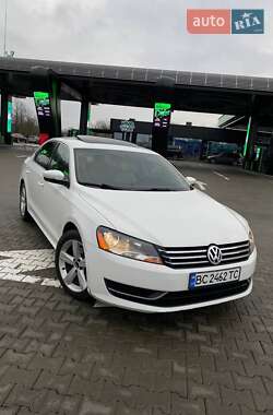 Седан Volkswagen Passat 2012 в 