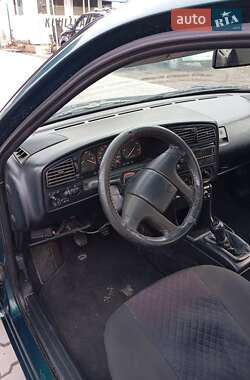 Универсал Volkswagen Passat 1996 в 