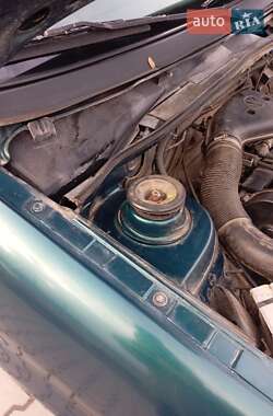 Универсал Volkswagen Passat 1996 в 