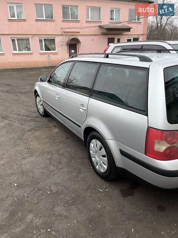 Універсал Volkswagen Passat 2004 в Сумах