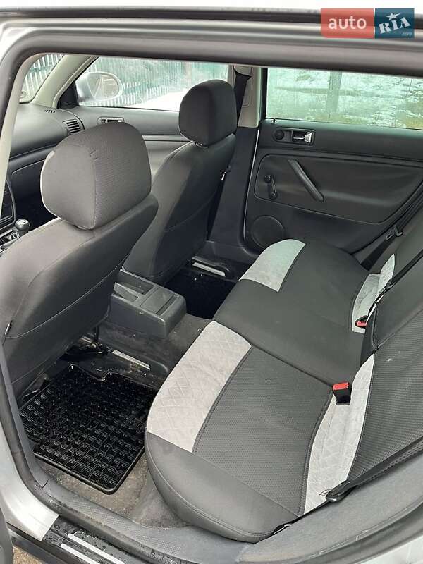 Універсал Volkswagen Passat 2004 в Сумах