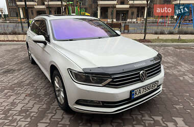 Універсал Volkswagen Passat 2016 в Києві