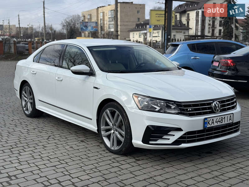 Седан Volkswagen Passat 2017 в 