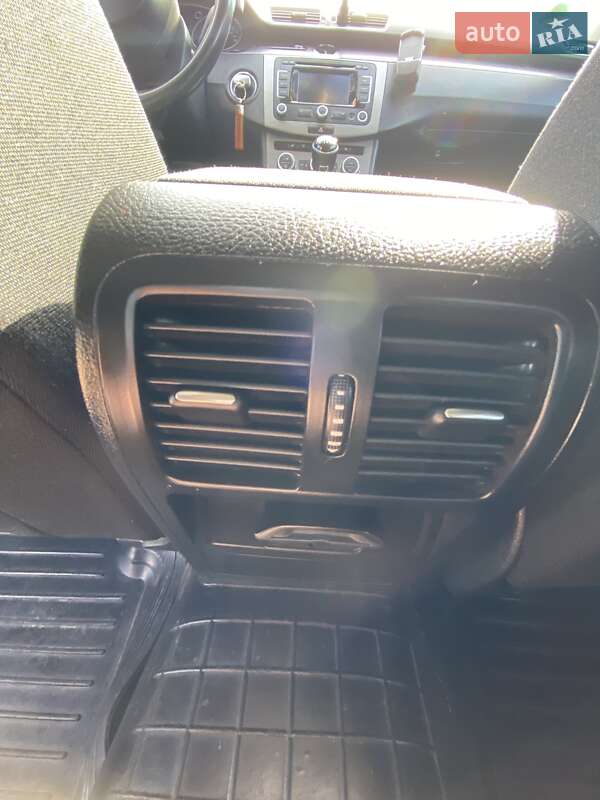 Универсал Volkswagen Passat 2013 в Первомайске