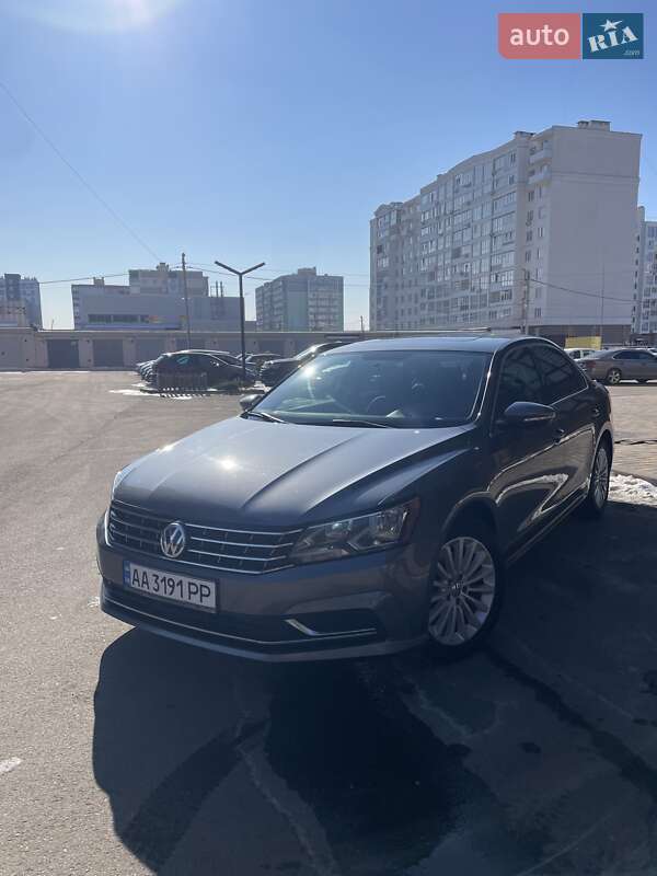Седан Volkswagen Passat 2016 в Чернигове