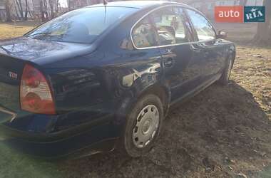 Седан Volkswagen Passat 2001 в Дунаевцах