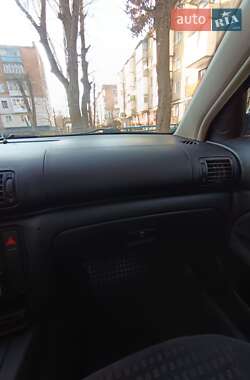 Седан Volkswagen Passat 2001 в Дунаевцах