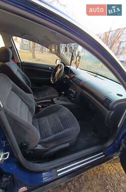 Седан Volkswagen Passat 2001 в Дунаевцах