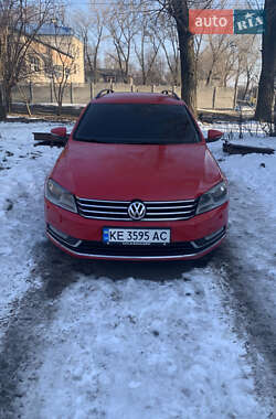 Універсал Volkswagen Passat 2011 в Кам'янському