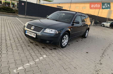 Універсал Volkswagen Passat 2003 в Житомирі