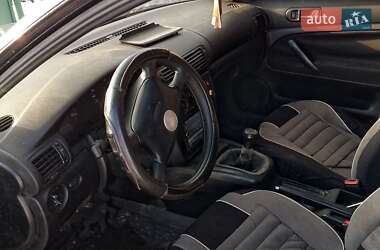 Универсал Volkswagen Passat 1998 в 