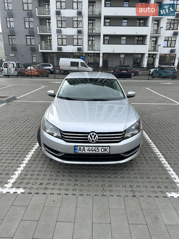 Volkswagen Passat 2012