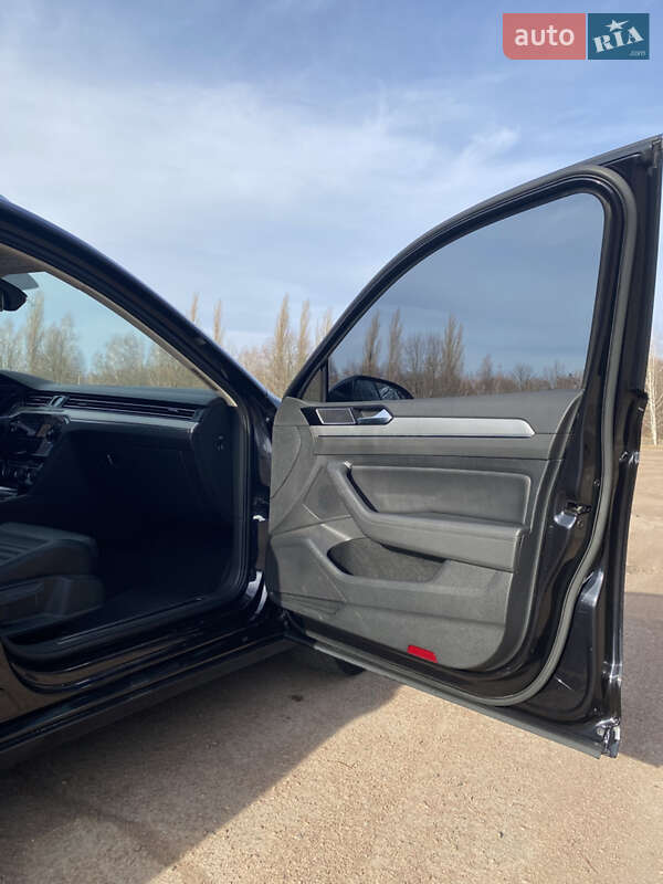 Універсал Volkswagen Passat 2015 в Ніжині фото 14 Універсал Volkswagen Passat 2015 в Ніжині