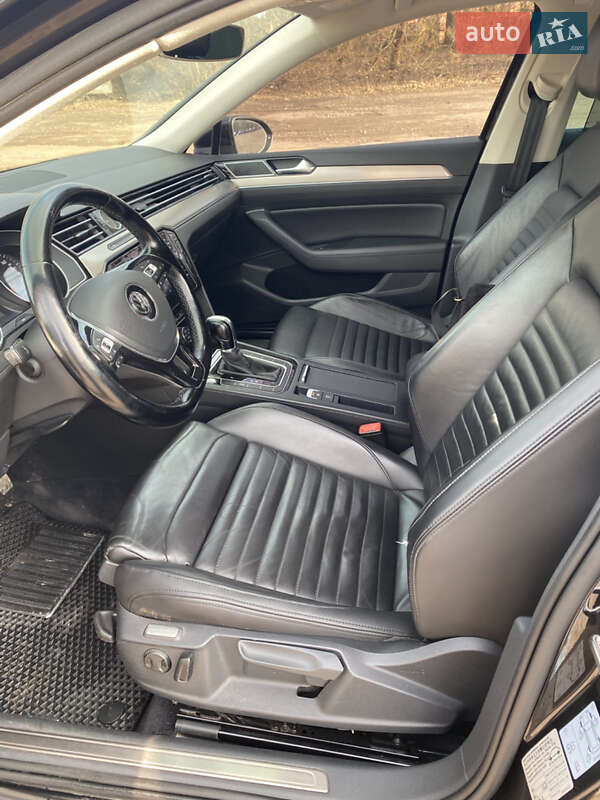 Універсал Volkswagen Passat 2015 в Ніжині фото 18 Універсал Volkswagen Passat 2015 в Ніжині