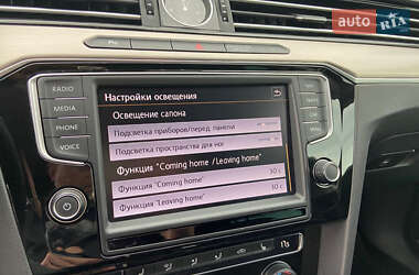 Универсал Volkswagen Passat 2016 в 